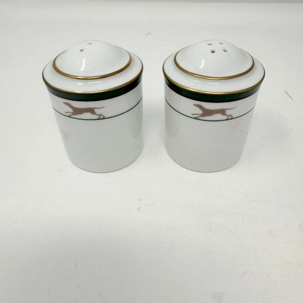Noritake Royal Hunt #3930 Salt & Pepper Shaker‎ SET, 2 3/4